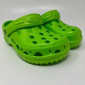 Nothinz Big Kids Size 1 Slip-On Clogs Bright Green EVA Rubber Beach Pool Shoe
